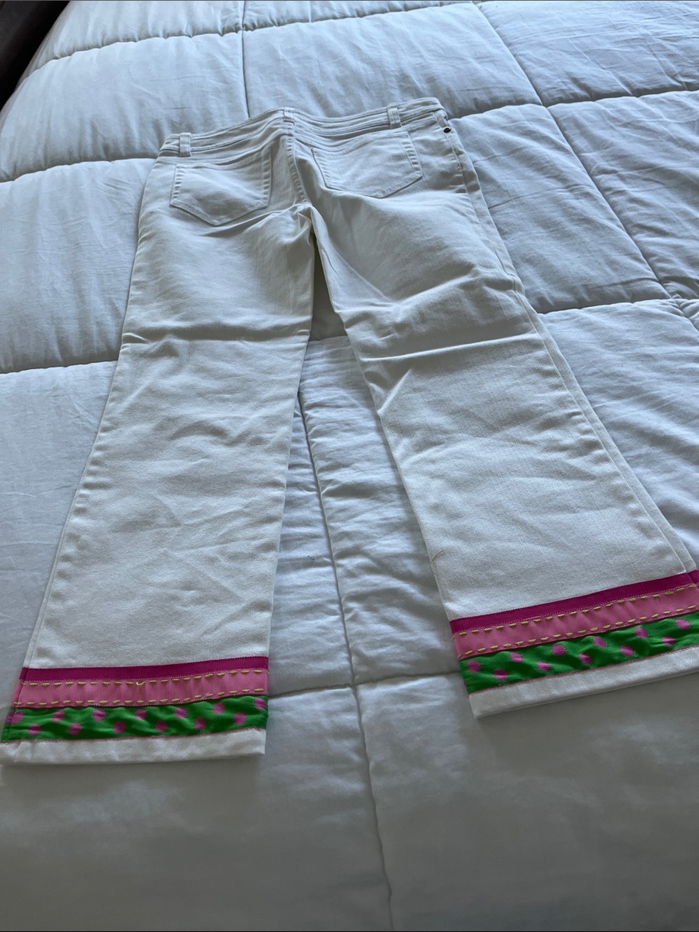Lilly Pulitzer White Cropped Jeans with Pink & Green Hem Trim